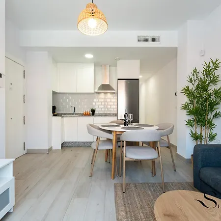 Escape - Beach&restaurants Fuengirola